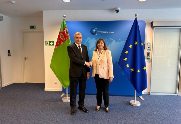 Turkmen Delegation Holds Several Meetings with European Union Representatives Turkmen Delegation Holds Several Meetings with European Union Representatives