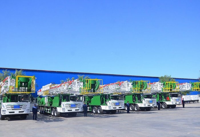 Nine Trucks With Special Cranes Delivered to Turkmenistan Nine Trucks With Special Cranes Delivered to Turkmenistan