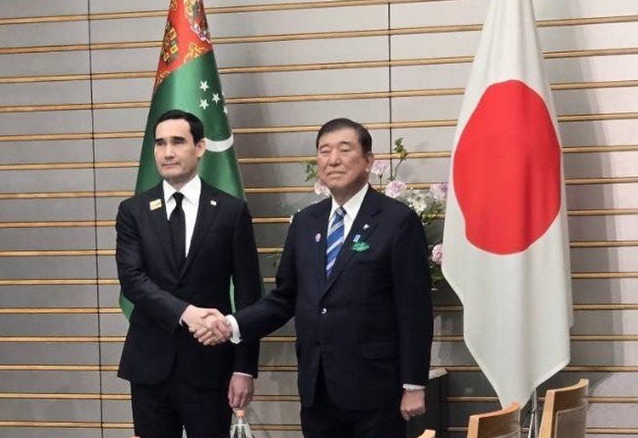 Президент Туркменистана пригласил Премьер-министра Японии на форум в Ашхабаде Президент Туркменистана пригласил Премьер-министра Японии на форум в Ашхабаде