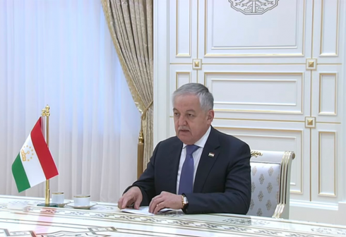 Turkmen President Discusses Bilateral Cooperation With Tajik Foreign Minister