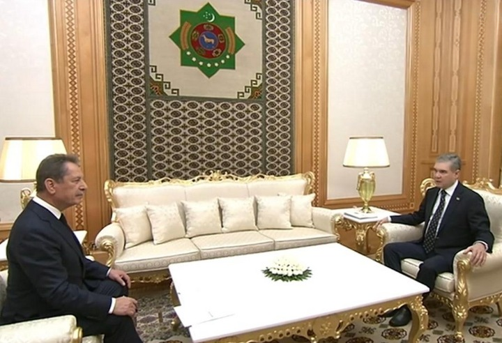 Встреча Гурбангулы Бердымухамедова с Ахметом Чалыком, 19 марта, 2025 г., Туркменистан (Фото: Watan habarlary)